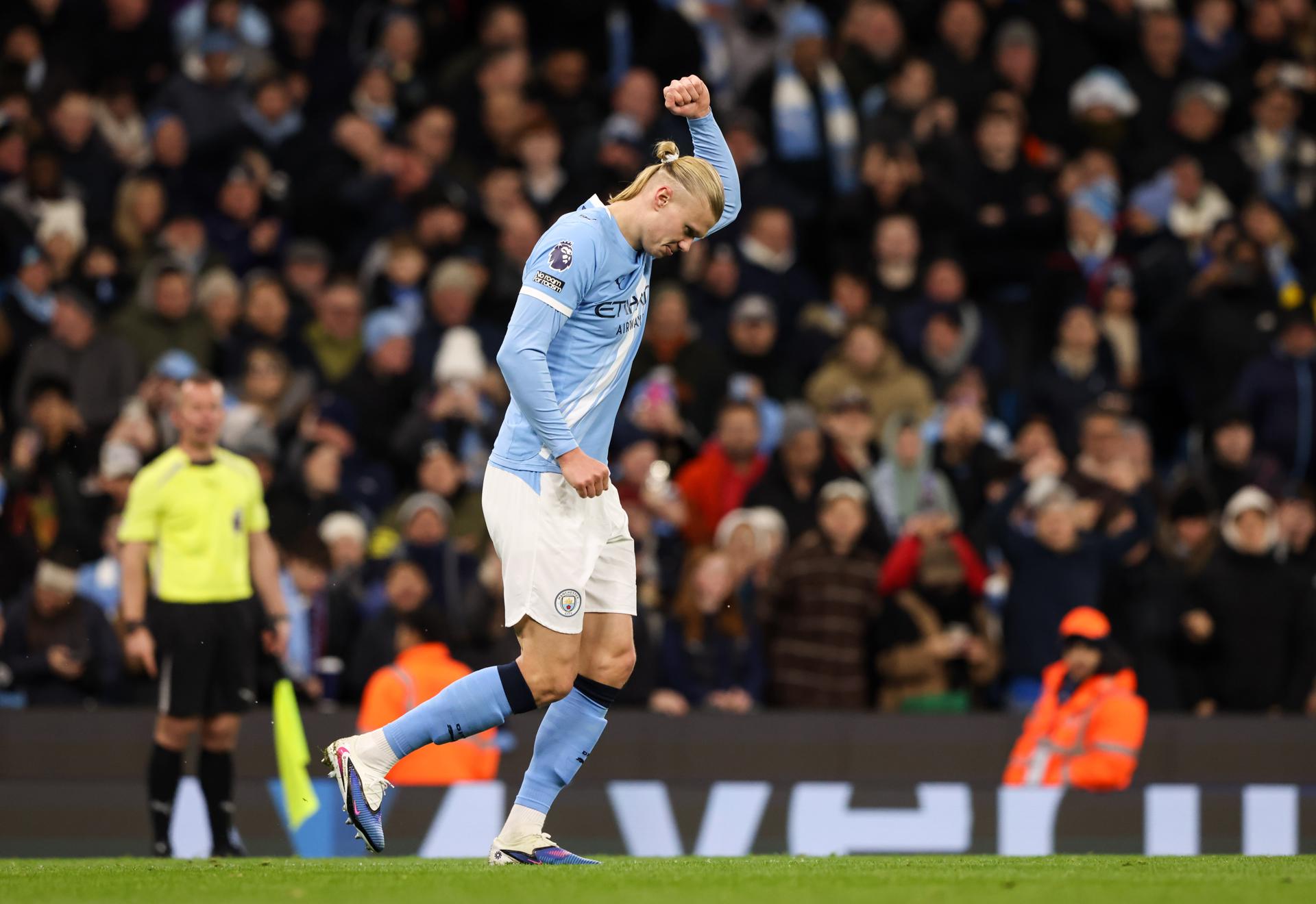 MANCHESTER (United Kingdom), 20/12/2025.- Manchester City's Erling Haaland celebrates scoring the 3-0 goal during the English Premier League match between Manchester City FC and West Ham United, in Manchester, Britain, 20 December 2025. (Reino Unido)