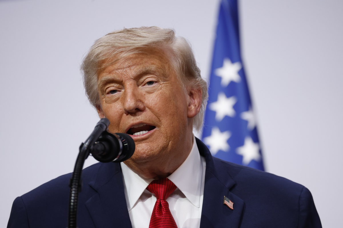 EVIAN-LES-BAINS (France), 17/06/2026.- US President Donald J. Trump attends a press conference at the Hotel Royal during the G7 summit in Evian-les-Bains, France, 17 June 2026. The 52nd G7 Summit takes place in Evian-les-Bains from 15 to 17 June 2026. (Francia)